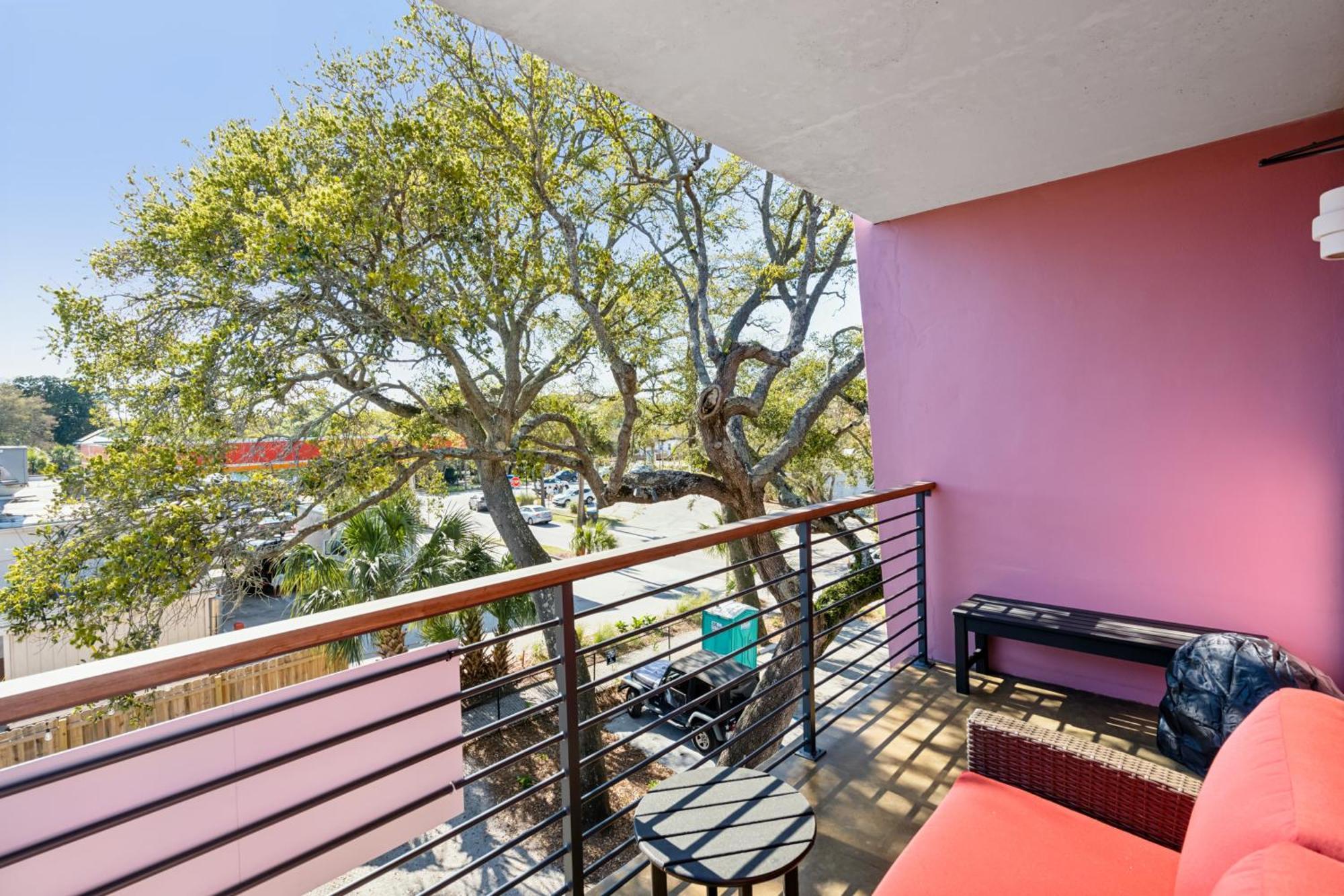 Boutique Vera Hotel In The Heart Of ฟอลลีบีช ภายนอก รูปภาพ