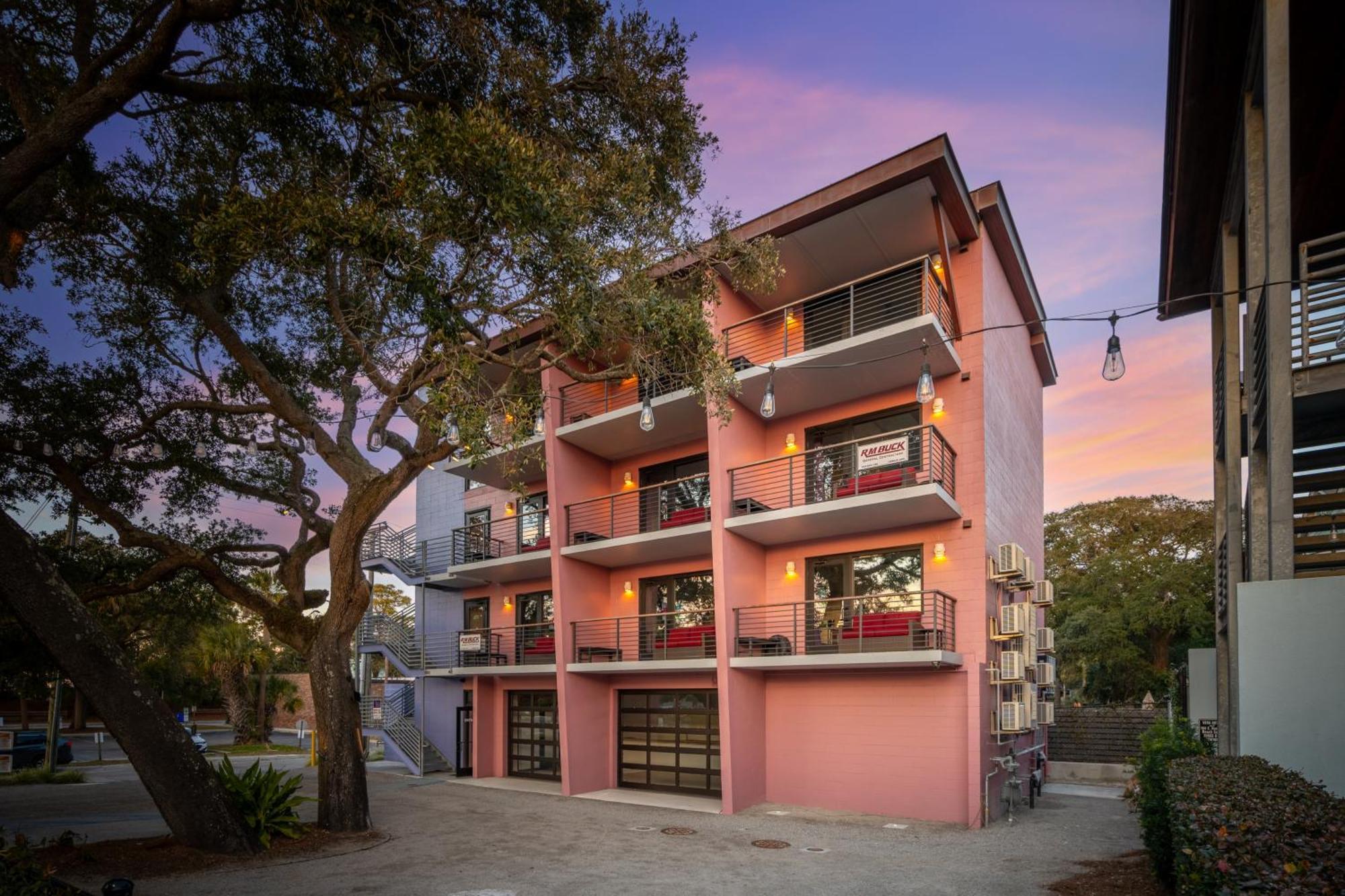 Boutique Vera Hotel In The Heart Of ฟอลลีบีช ภายนอก รูปภาพ